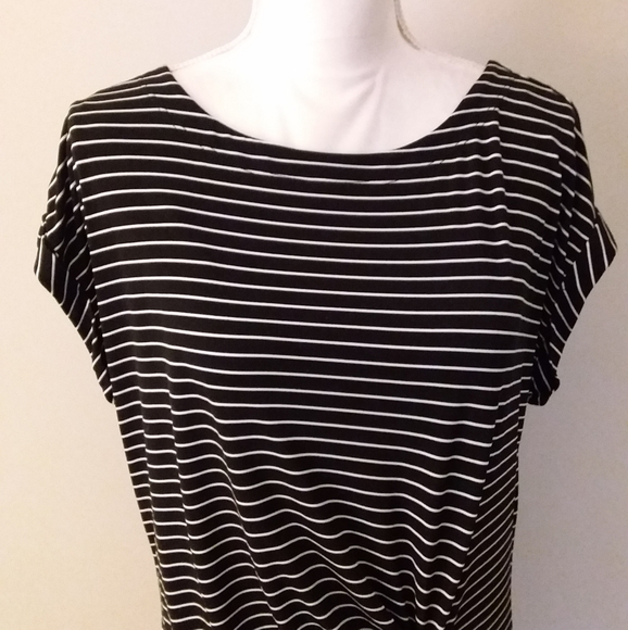 Kenneth Cole Reaction Black/White Stripe Knot Dress or Beach Cover-up - Picture 2 of 10